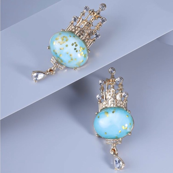 “Auroras Castle” Sleeping Beauty Disney Princess Magic Blue Globe Glitter Dangle - Picture 12 of 16